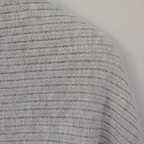 Aritzia Wilfred Lolan Cropped Sweater Light Grey Size XXS - Picture 13 of 16